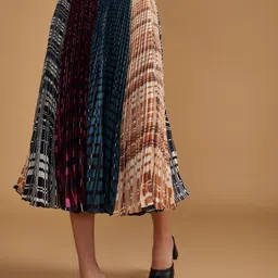 VERB BY PALLAVI SINGHEE Geometric Printed Flared Midi A-Line Skirt image 4