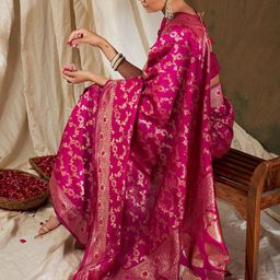 Sangria Pink & Gold-Toned Floral Woven Design Zari Banarasi Saree-picture-49
