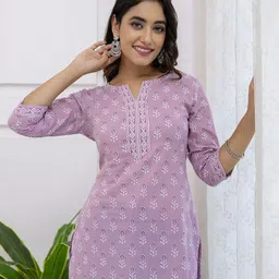 Nayo Printed Straight Kurti-20