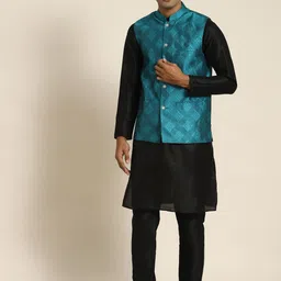 SOJANYA Men Black Kurta with Churidar-image-45