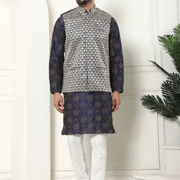 SOJANYA Men Floral Printed Regular Pure Cotton Kurta with Churidar-picture-16