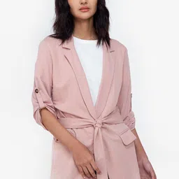 ZALORA BASICS Roll-Up Sleeves Tie-Up Shrug-17