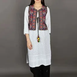 Exotic India Women Geometric Crop Open Front Jacket with Embroidered-13