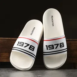 The Roadster Lifestyle Co. Men Printed Sliders-picture-47
