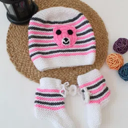 Woonie Infants Self Design Acrylic Beanie Cap With Booties & Mittens-3