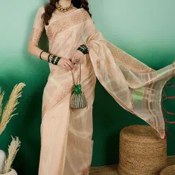 Sangria Striped Design Zari Woven Kanjeevaram Saree with Blouse-18