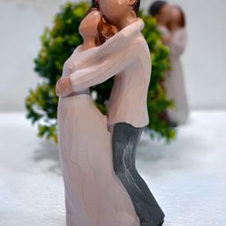 CraftVatika Cream Romantic Love Couple Standing Statue Figurine Showpiece-image-19