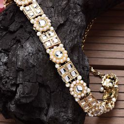KARATCART Gold-Plated White Kundan-Studded Pearl Beaded Kamarbandh-image-65