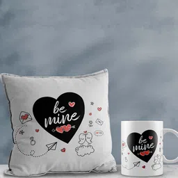 eCraftIndia White & Black 2 Pcs Valentine Gift Set-image-79
