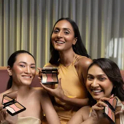 PAC Focus On Me High-Pigmented 3-in-1 Blush & Highlighter Palette - Light image 3
