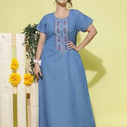 9shines Label Plus Size Floral Embroidered Pure Cotton Maxi Nightdress-image-33