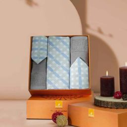 maspar Blue Assorted 144 TC Cotton Queen Size Bedsheet with 2 Pillow Covers,2 Bath Towels and 1 Box-picture-30