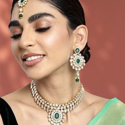 Peora Green & Gold-Plated Choker Necklace With Earings & Maang Tikka-54