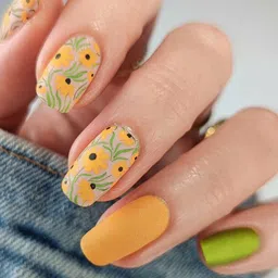 Secret Lives 24 Pcs Sunflower Design False Nails-image-59