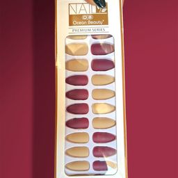 CHRONEX Set Of 24 Matte Finish Reusable Press On Nail Extensions-15