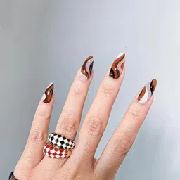 Secret Lives Set Of 24 Translucent Curve Design Artificial Nails-26