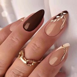 Secret Lives 24-Pcs Almond Shape With Curve Leaves & Glitter-31