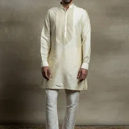 Tasva Men Cream-Coloured Textured Yoke Design Kurta with Pyjamas-picture-31
