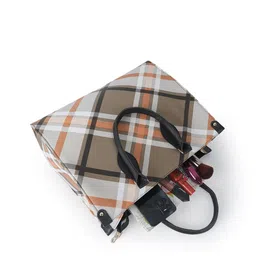 FARGO Checked Structured Tote Bag image 3