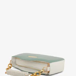 DressBerry Structured Handheld Bag with Quilted image 3