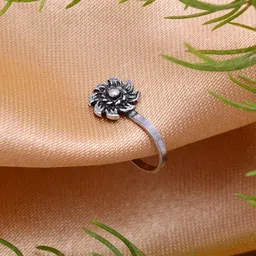 Abhooshan 92.5 Sterling Silver Silver-Plated Oxidized Stud Nosepin-51