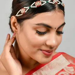 Silvermerc Designs Gold-Plated Red & White Kundan-Studded & Pearl Beaded Temple Head Chain-29