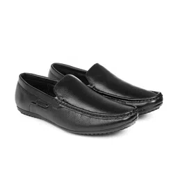 Bxxy Men Textured Leather Formal Loafers-image-82