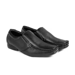 Bxxy Men Textured Leather Formal Slip-On Shoes-image-33