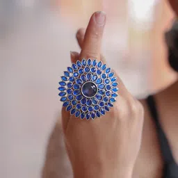 Ozanoo Silver-Plated Oxidised Artificial Stone-Studded Ring image 2