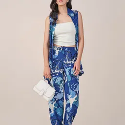 AND Printed Shrug & Trousers Co-Ords-image-16