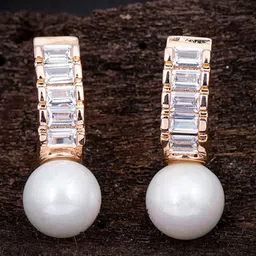 Sukkhi Gold-Plated Contemporary Studs Earrings-image-21