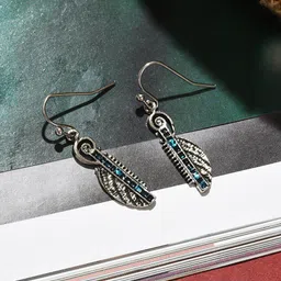 SOHI Silver-Toned Contemporary Ear Cuff Earrings-19
