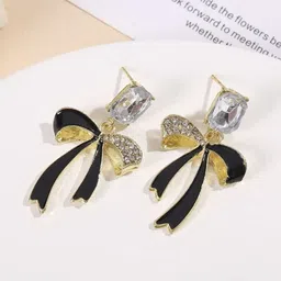 ISHKAARA Gold-Plated Stone-Studded Contemporary Drop Earrings-20