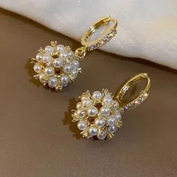 ISHKAARA Gold-Plated Contemporary Hoop Earrings-31