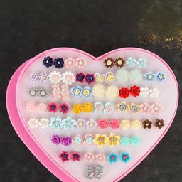 Shining Diva Fashion Set of 36 Contemporary Studs-21