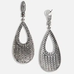 SOHI Silver-Plated Teardrop Shaped Drop Earrings image 4
