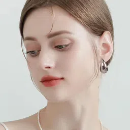 VAGHBHATT Silver- Plated Teardrop Shaped Stud Earrings image 3