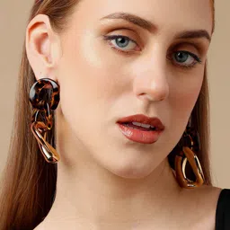 SOHI Gold-Plated Contemporary Drop Earrings-14