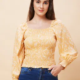 Globus Floral Printed Smocked Fitted Top-image-91