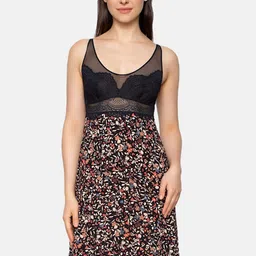 Triumph Darling Spotlight 03 X  Elegant Lace Touch Nightdress-image-77