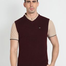 Arrow Sport V-Neck Sleeveless Sweater Vest-image-39