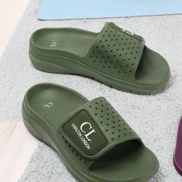Carlton London Men Textured Rubber Sliders With Velcro Closure-15