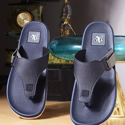 Liberty Men Bukle Detailed Thong Flip Flops-picture-10