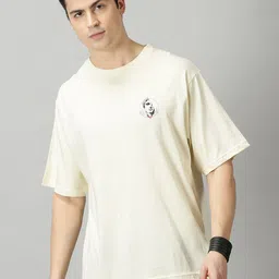 THE HOLLANDER Typography Printed Drop-Shoulder Sleeves Oversized Cotton T-Shirt-image-16