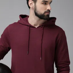 Roadster Men Maroon Solid Hooded Sweatshirt-image-97