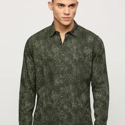 Pepe Jeans Abstract Printed Spread Collar Pure Cotton Casual Shirt-image-71