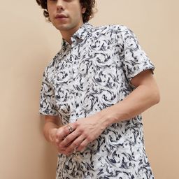Forca Men Cutaway Collar Abstract Printed Cotton Casual Shirt-image-77