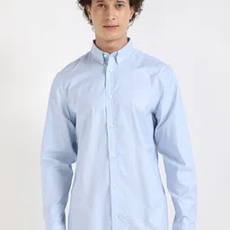 Calvin Klein Jeans Men Button-Down Collar Solid Cotton Casual Shirt-image-83