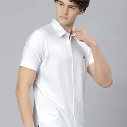 Slowave Comfort Spread Collar Cotton Casual Shirt-image-8