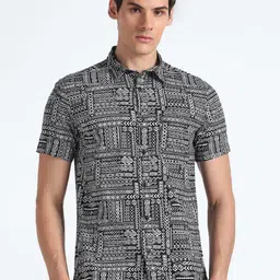 Flying Machine Slim Fit Geometric Printed Pure Cotton Casual Shirt-image-43